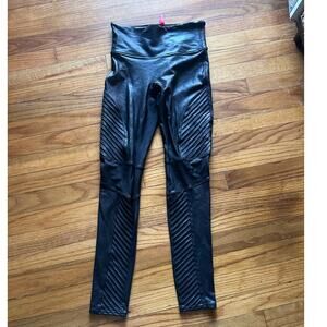 Spanx Women’s Faux Leather Moto Leggings M – Sleek Black Shaping Chic Fit